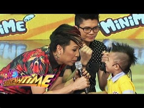 minime showtime|MiniME contestants hits pick up line to Vice Ganda .